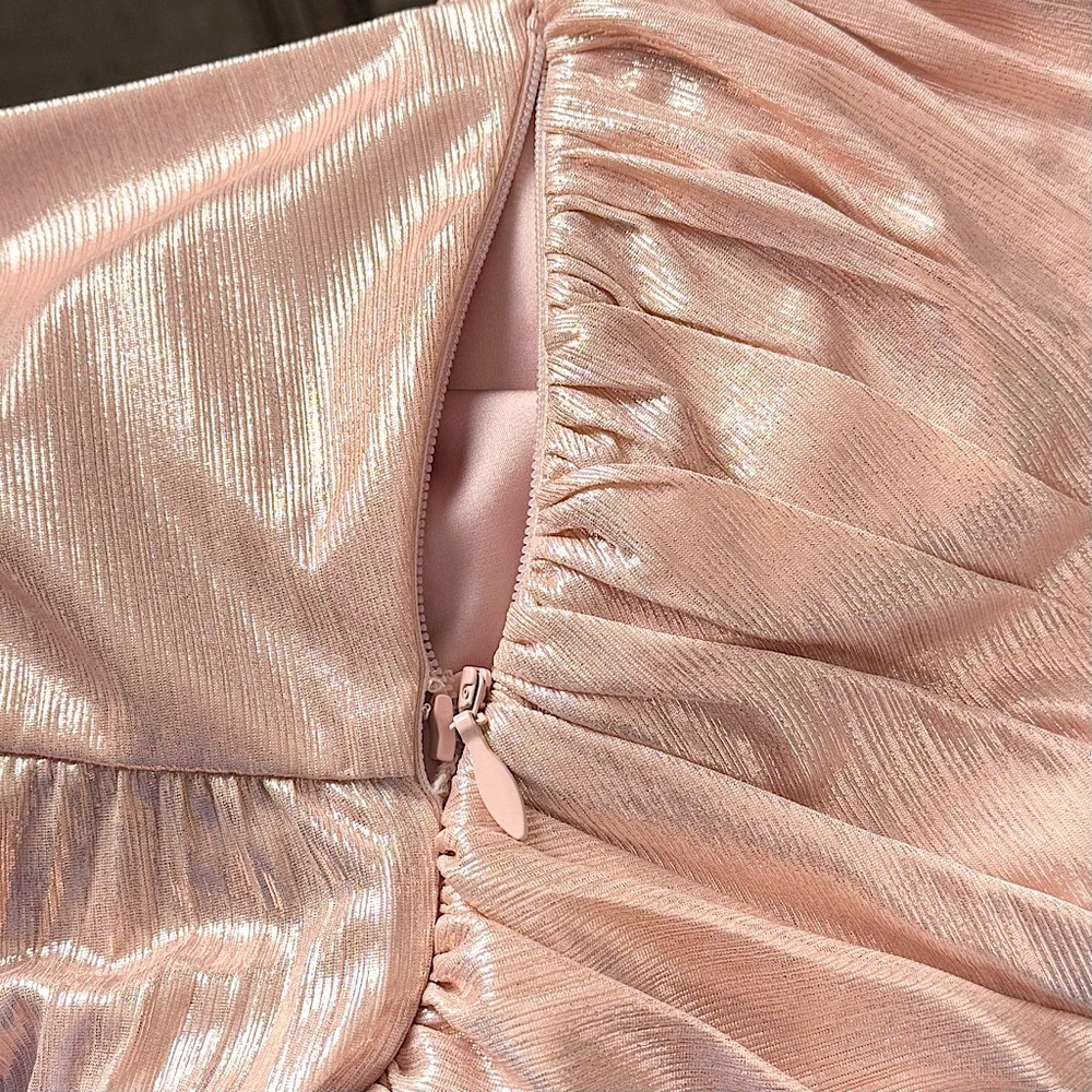 NWT RETROFETE Metallic Ballet Pink Pleated Sleeveless Crossover V-Neck Dress M - Picture 10 of 10